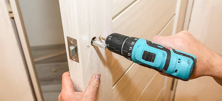 Old Door Knob Repair in Ocala, FL